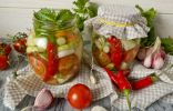 Салат из маринованных овощей с чили и мятой на зиму
