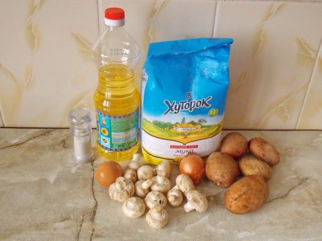 Ингредиенты для приготовления картофельных зраз с грибами