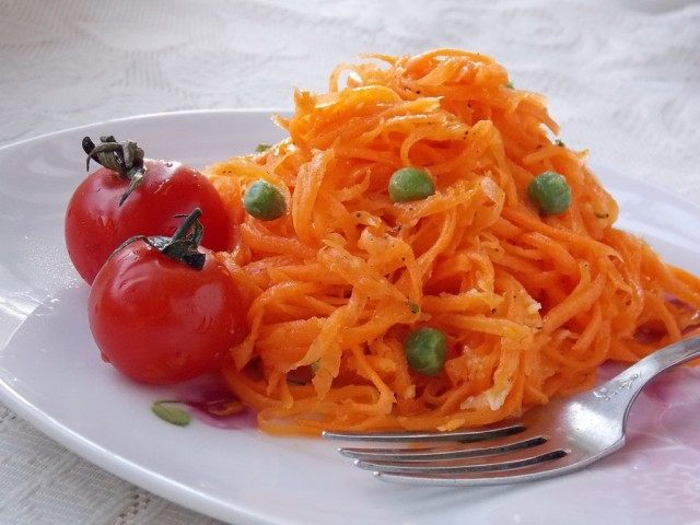 Салат из морковки по-корейски