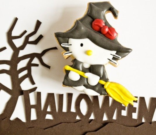 Печенье для Хэллоуина «Ведьмочка Китти»