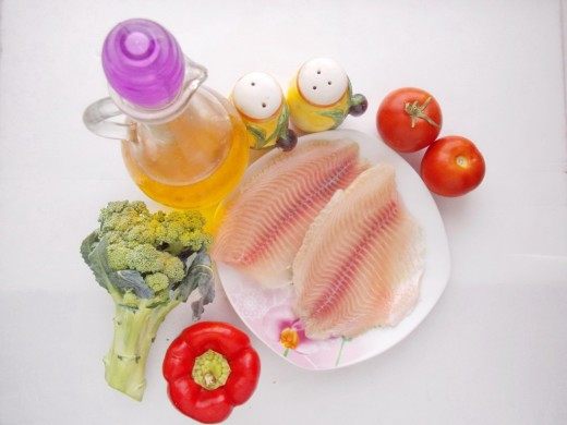 Ингредиенты для жареного филе морского окуня с овощами