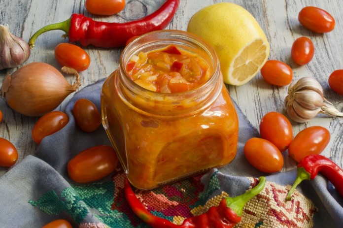 Кисло-сладкий соус из черри с лимоном и чили. Пошаговый рецепт с фото ...