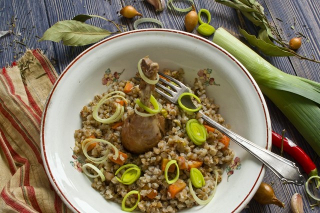 Гречка с курицей в духовке Гречка с курицей в духовке