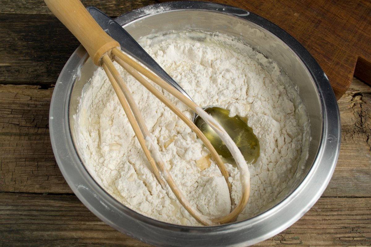 Тесто и лук блюдо. Фото пирога открытого с луком пореем. Французски рецепт лук тесто. Как сделать теста для яйца с луком рецепт.