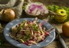Вкусный и полезный салат из редьки с курицей