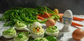 Фаршированные яйца — красивые и простые идеи для пасхального стола