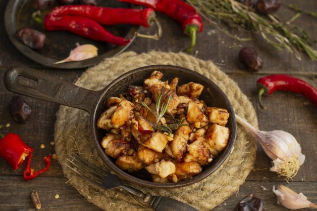 Жареная курица по-мароккански — ужин за 15 минут