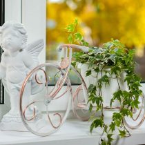 Подставка в виде велосипеда на один цветок