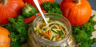 Полезный салат из зелёной редьки с запеченной тыквой — едим и худеем