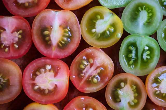 Что влияет на вкус томатов?