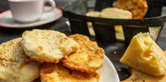 Несладкое печенье с сыром — восхитительно и ароматно