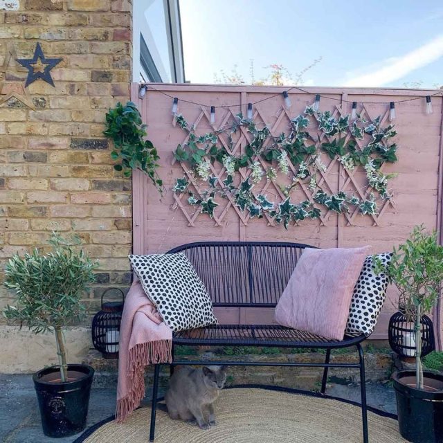 Pink fence with decorative elements