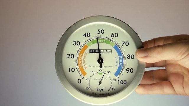 Как узнать влажность воздуха? Самый простой способ — купить гигрометр. Как узнать влажность воздуха? Самый простой способ — купить гигрометр.